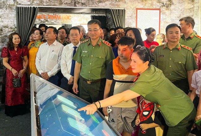 Khai mạc chuỗi sự kiện Gala “Tổ quốc bình yên” tại Đà Nẵng