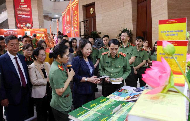 Khai mạc Ngày sách và Văn hóa đọc Việt Nam  trong Công an nhân dân năm 2026